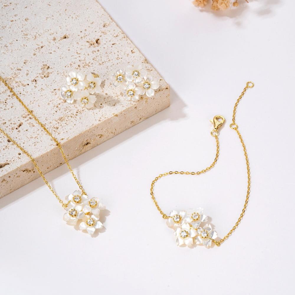925 Sterling Silver MOP Four Flowers Necklaces