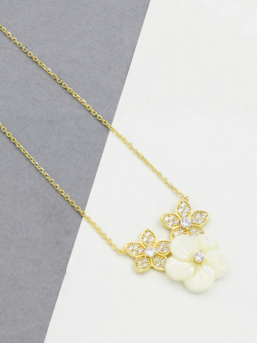 925 Sterling Silver MOP Flower Pendant Necklace